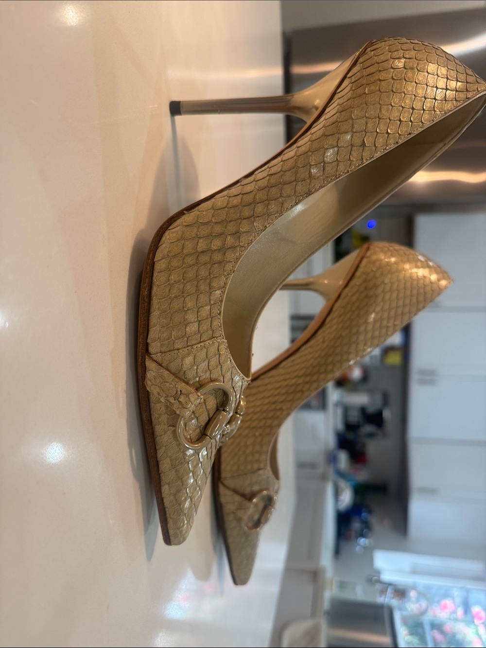 GUCCI 2004 “Tom Ford” Women's Pointed Toe Stiletto Pump in Light Beige -snake - Picture 6 of 17